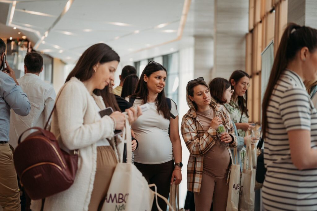 pregnant woman hotel hilton baby fm